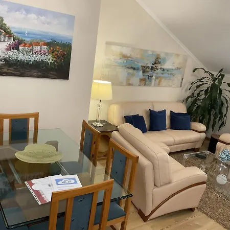 Apartamento Moniz T3 Com Vista Mar Canico (Madeira)